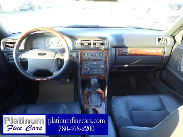 1999 Volvo S70 Series Sedan T5 - Photo 12