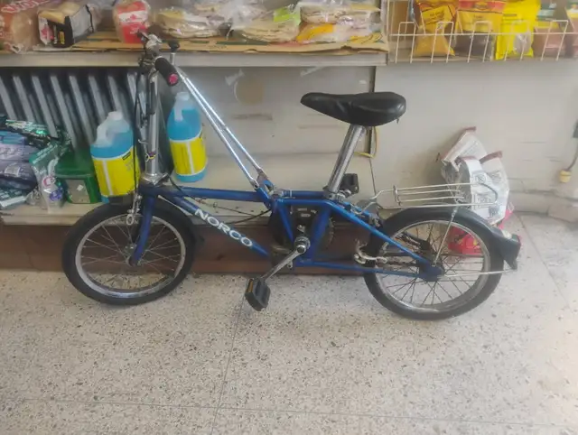 Antique Foldable London Bicycle - Photo 2