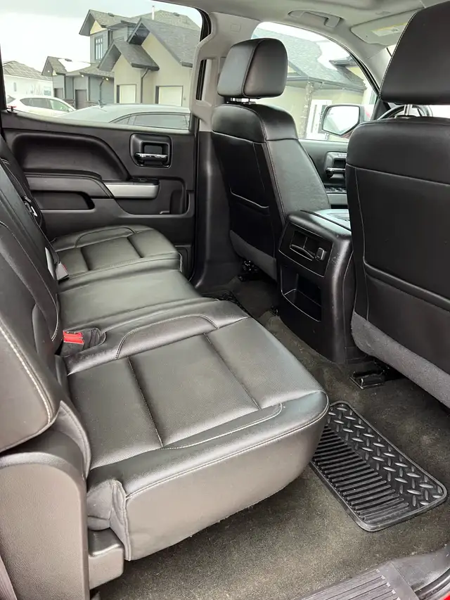 2016 Chevy Silverado 4x4 Z71 - Photo 7