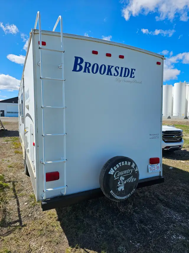 34 foot bumper pull Brookside trailer - Photo 5