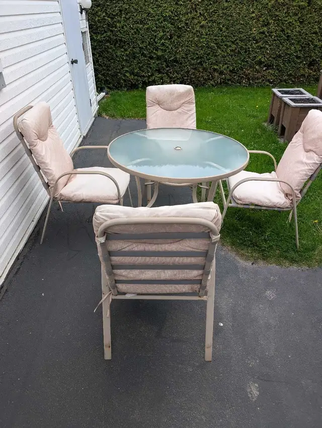 ensemble de patio - Photo 2