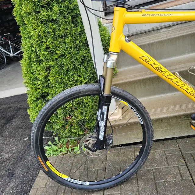 Devinci Phantom Mountain Bike With Disc Brakes - Photo 5