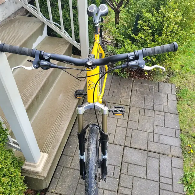 Devinci Phantom Mountain Bike With Disc Brakes - Photo 7