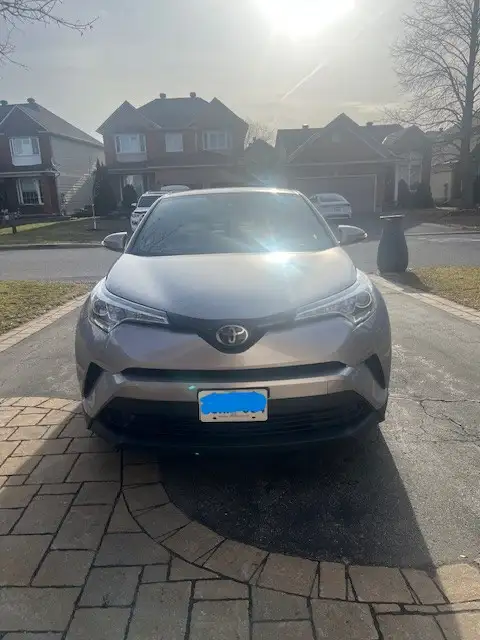 2018 Toyota CHR - XLE - Photo 2