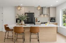 NEW 3-Bedroom Apart | 2 Parking | Internet Included | Near RE