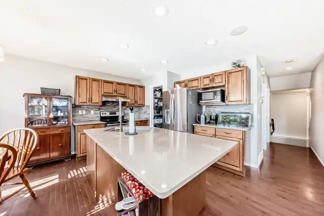For Sale 377 Cimarron Boulevard - Photo 2