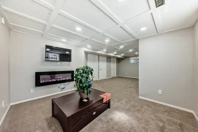 For Sale 377 Cimarron Boulevard - Photo 9