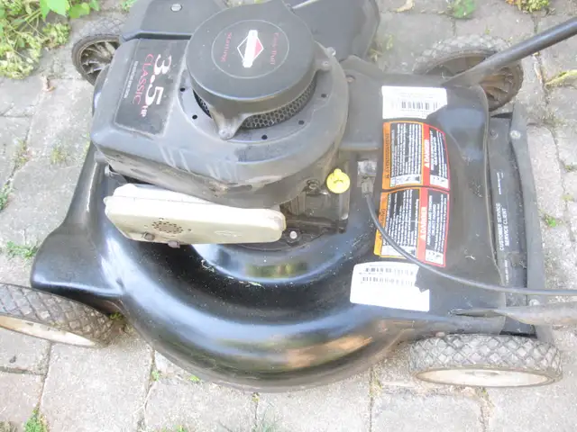 21 INCH CUT MURRAY PUSH LAWN MOWER 3.5 H/P CLASSIC BRIGGS ENGINE - Photo 2