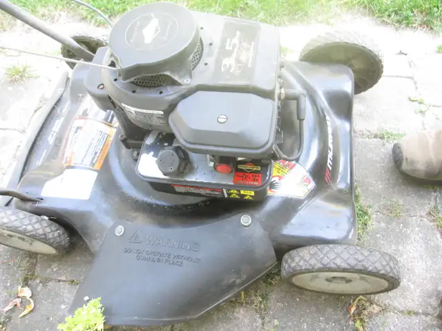 21 INCH CUT MURRAY PUSH LAWN MOWER 3.5 H/P CLASSIC BRIGGS ENGINE - Photo 4