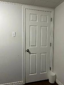 Fully furnished room in the basement for rent - Photo 4