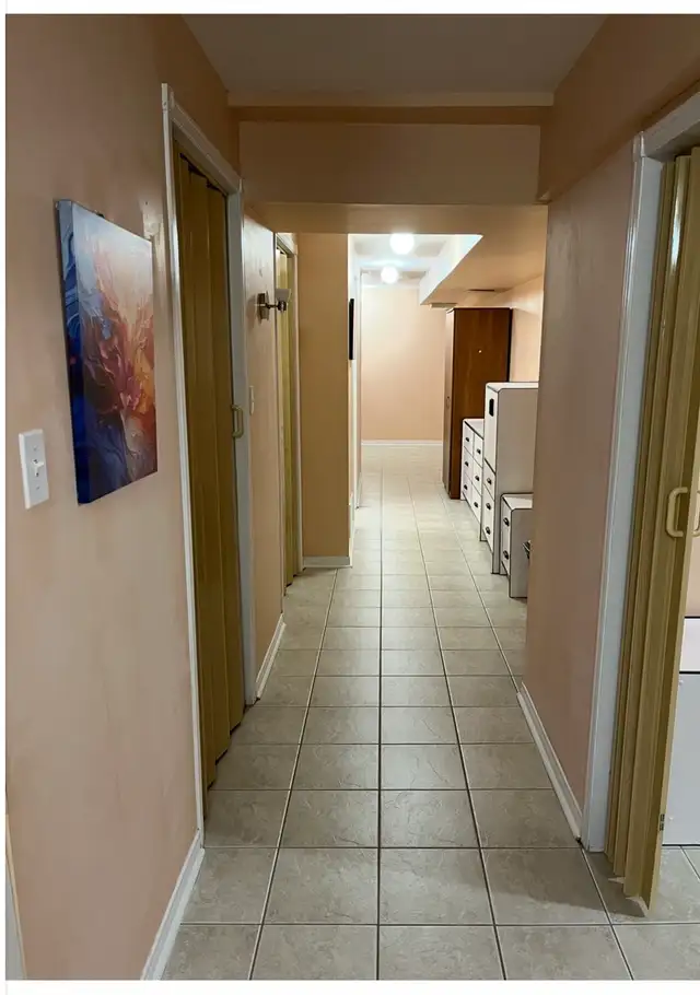 furnished basement apt - Photo 4