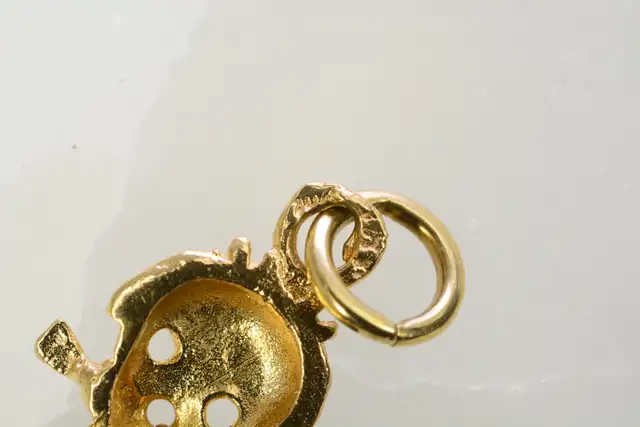 10K ANIMAL PENDANT - Photo 4