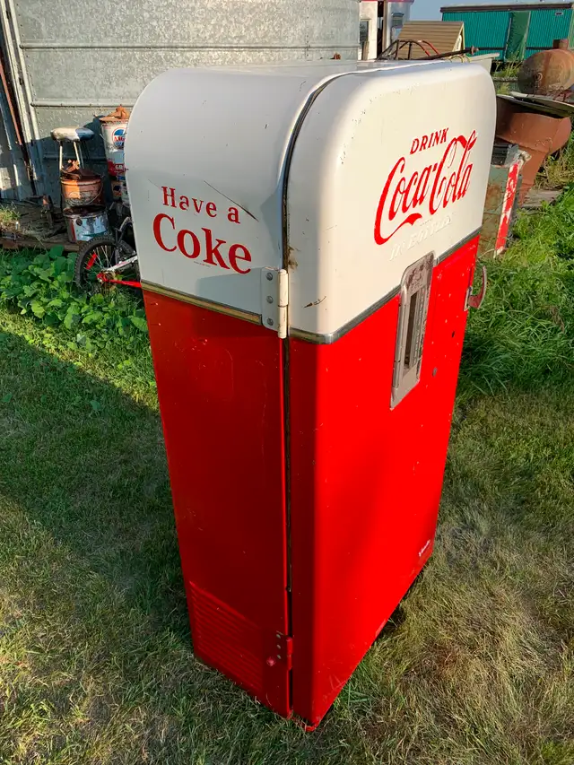 Old Coca Cola vendo pop machine - Photo 4