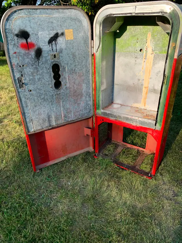 Old Coca Cola vendo pop machine - Photo 5