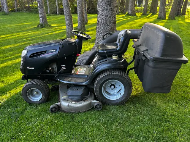 Craftsman Riding Mower 54" - Photo 4