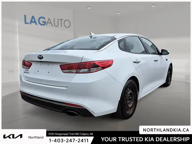 2017 Kia Optima LX - Photo 4