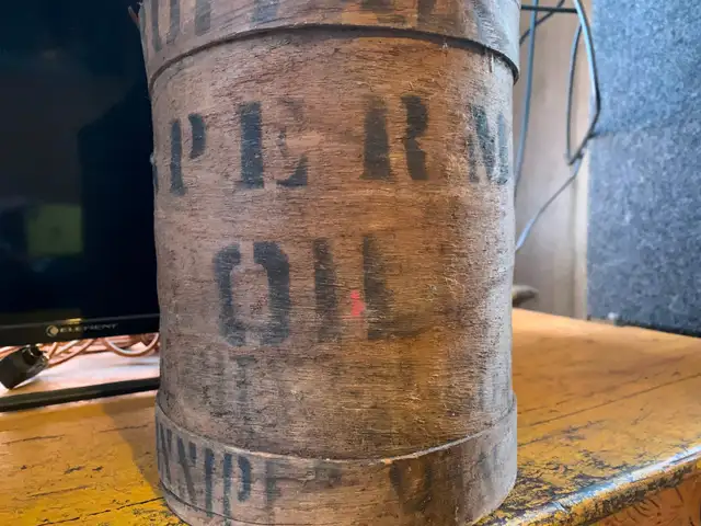 Buffalo Prairie City Oil Co.  Sperm whale oil jug