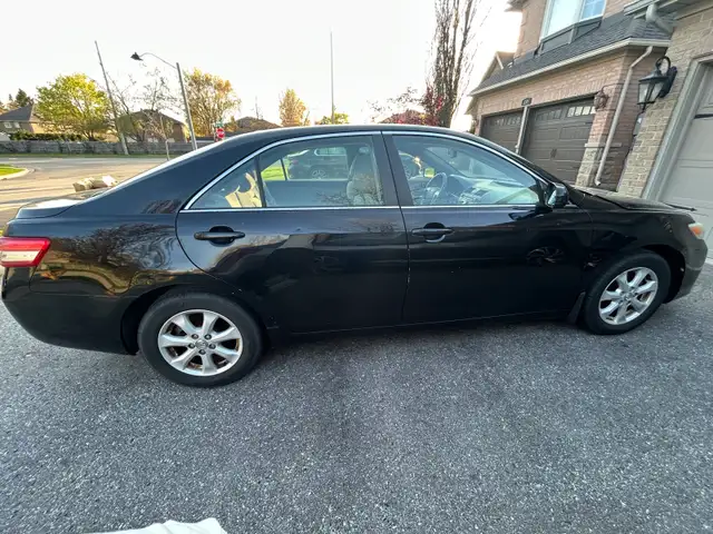2012 Toyota Camry LE – $4700 - Photo 4