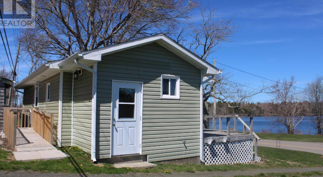Digby NS Real Estate: 1-Bed Waterfront Lakeview Home'. - Photo 6
