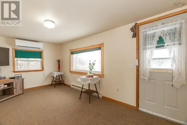 Digby NS Real Estate: 1-Bed Waterfront Lakeview Home'. - Photo 11