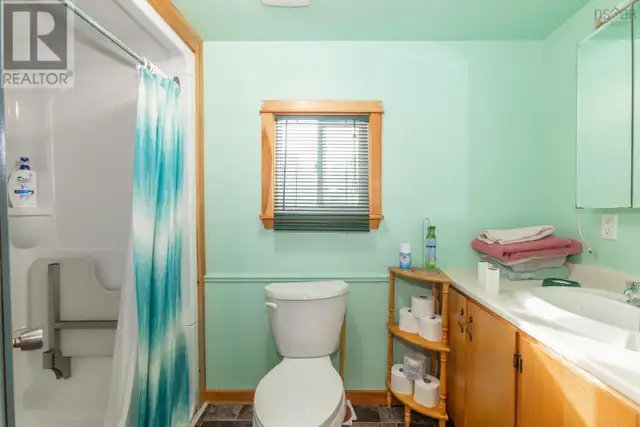 Digby NS Real Estate: 1-Bed Waterfront Lakeview Home'. - Photo 12