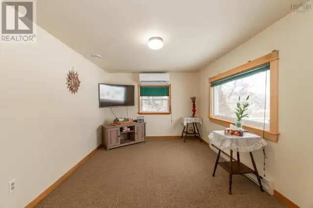 Digby NS Real Estate: 1-Bed Waterfront Lakeview Home'. - Photo 28