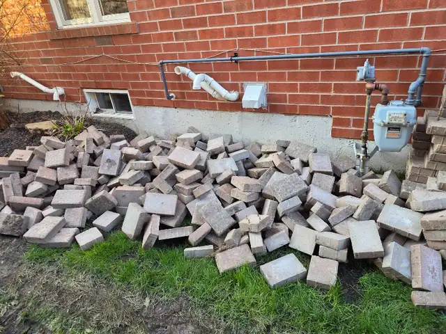 Free bricks! - Photo 5