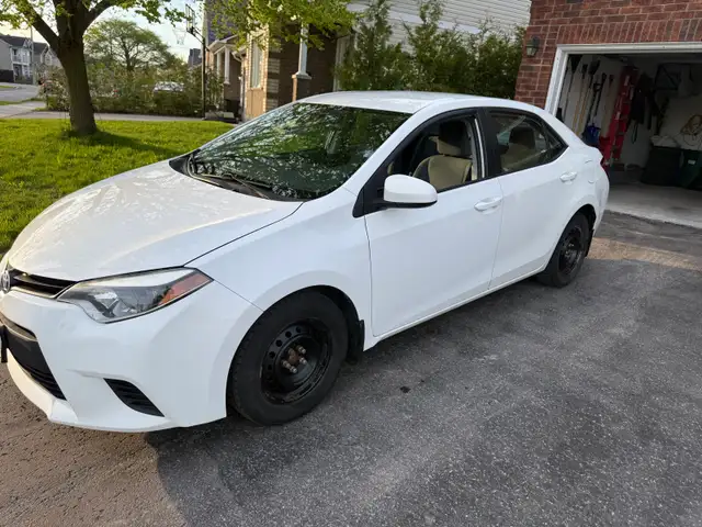 Toyota Corolla 2016 auto starter clean very well maintained