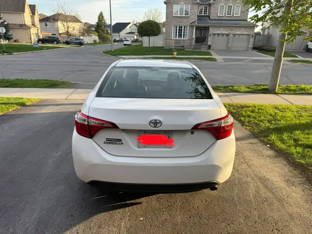 Toyota Corolla 2016 auto starter clean very well maintained - Photo 3