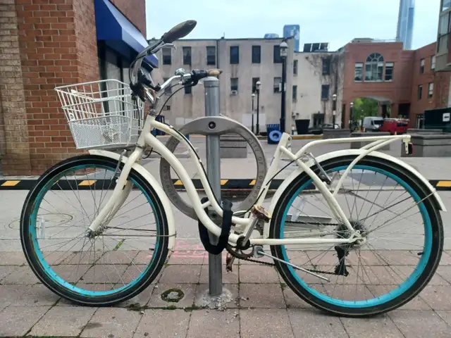 Schwinn Fairhaven Women's Bike