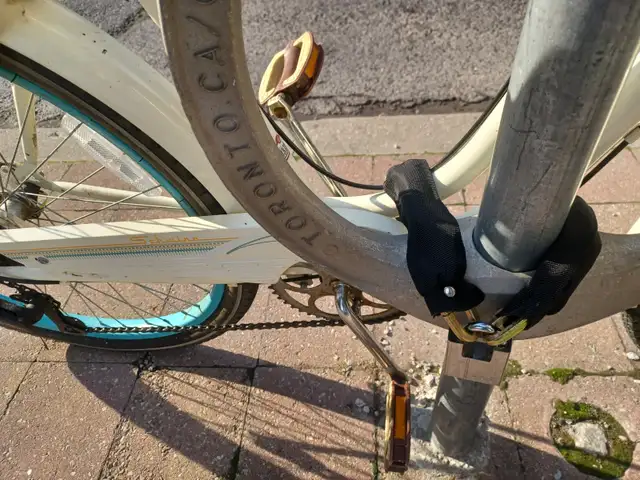 Schwinn Fairhaven Women's Bike - Photo 3