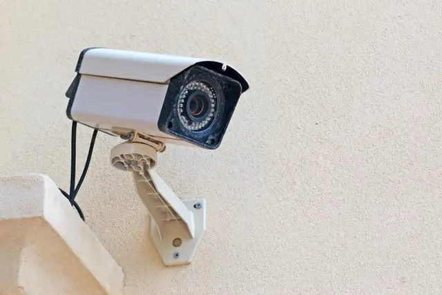 High-Definition CCTV Cameras & Alarm Sys for Ultimate Security - Photo 2