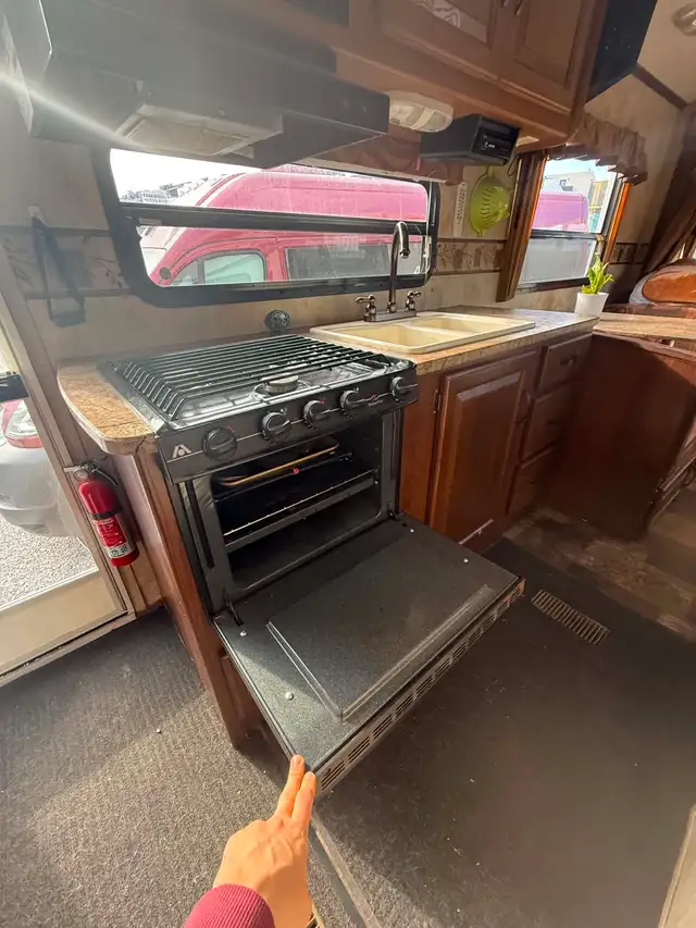 Camper - Toy Hauler:  keystone outback 230 rs - Photo 6