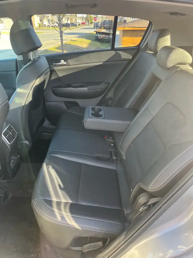 2022 Kia Sportage - Photo 4