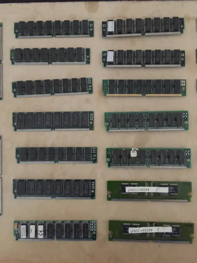 72-Pin SIMM Memory - Photo 2