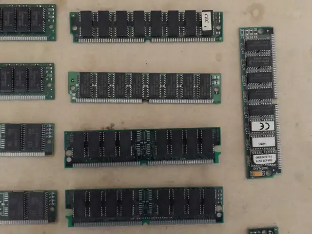 72-Pin SIMM Memory - Photo 10