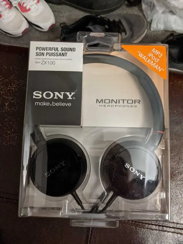 Sony MDR-ZX100 2010 Headphones BNIB