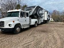 45’ Momentum Toy Hauler with 2002 FL 60 Freightliner