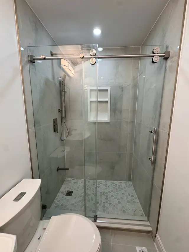 Washroom shower