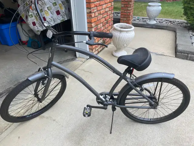 Estate sale! - Photo 2