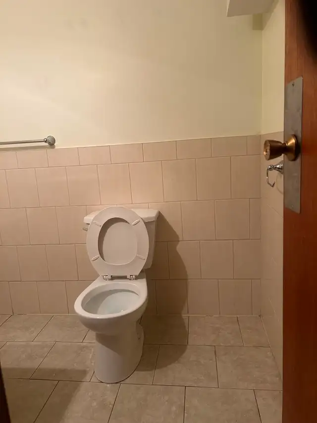2 bedroom Basement for rent - Photo 6