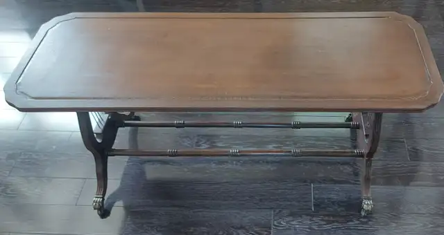 coffee table - Photo 2