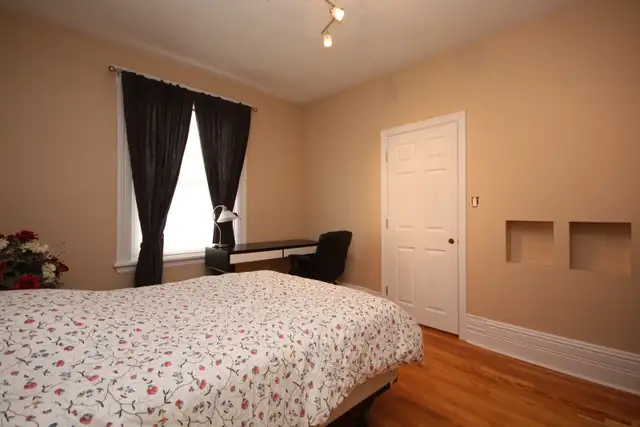 Roommate wanted – Ottawa