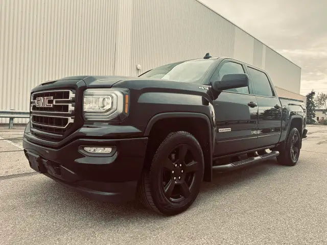 2017 GMC Sierra 1500 Crew Cab SLE Elevation Pkg Triple Black Loa - Photo 2