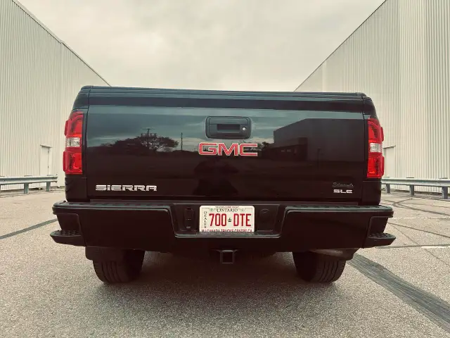 2017 GMC Sierra 1500 Crew Cab SLE Elevation Pkg Triple Black Loa - Photo 10