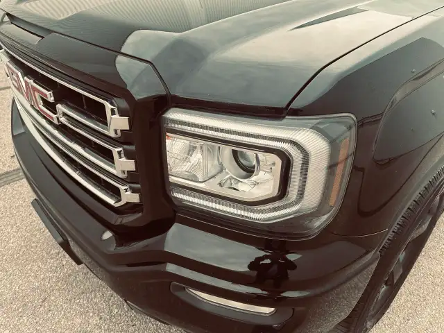 2017 GMC Sierra 1500 Crew Cab SLE Elevation Pkg Triple Black Loa - Photo 23