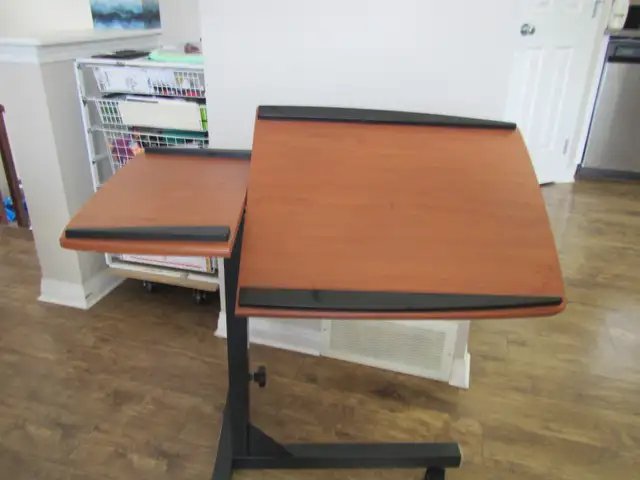 Laptop Computer or Project Table--like new - Photo 3