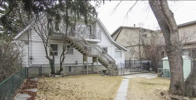 RENOVATED PARKDALE HOME – 5-MIN WALK TO FMC _June 1 available - Photo 8