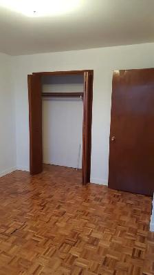 one bedroom, 2 floors available June 1 - Photo 4