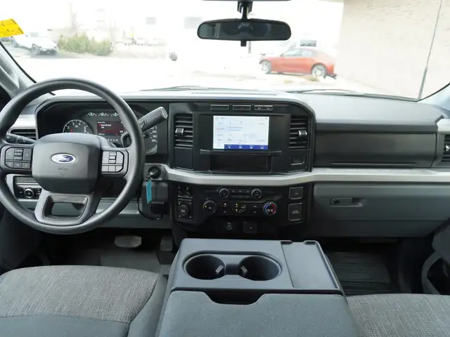 2024 Ford F-250 4WD - 6.75' Box -7.3L V8 GODZILLA ENGINE - LOW K - Photo 2